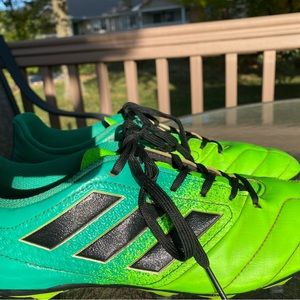 Women’s Size 8 Adidas Soccer Cleats